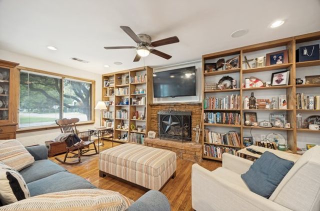 1816 W Josephine Street, Mckinney, TX 75069