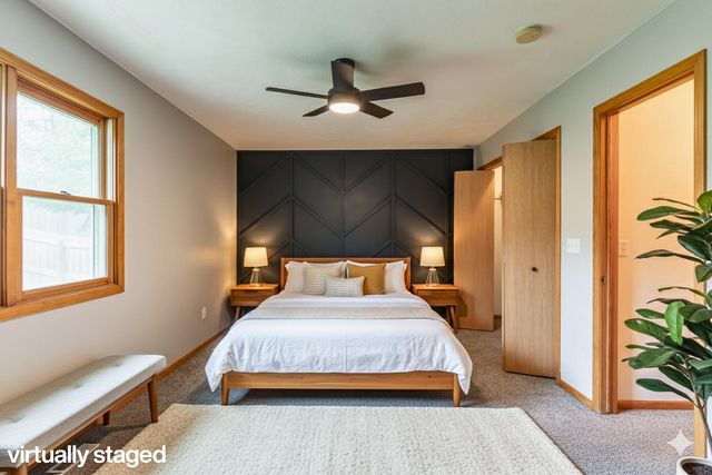 102 SHAMROCK Circle, Glenwood, IA 51534