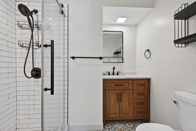 1105 Barcroft Court, Naperville, IL 60540