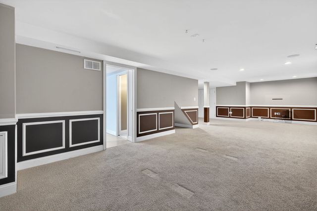 1105 Barcroft Court, Naperville, IL 60540