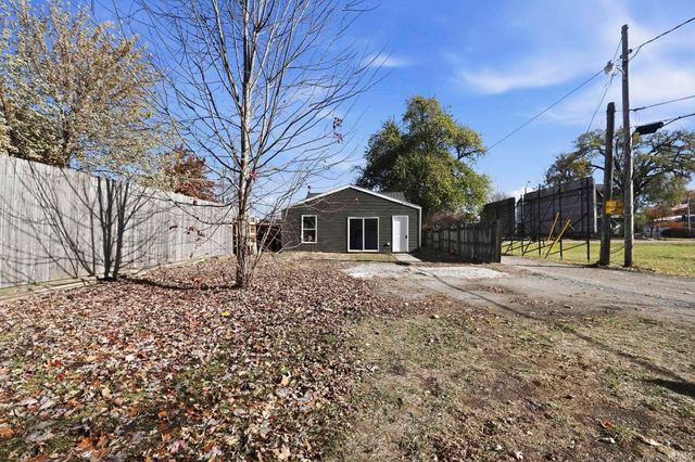 1801 Spy Run Avenue, Fort Wayne, IN 46805