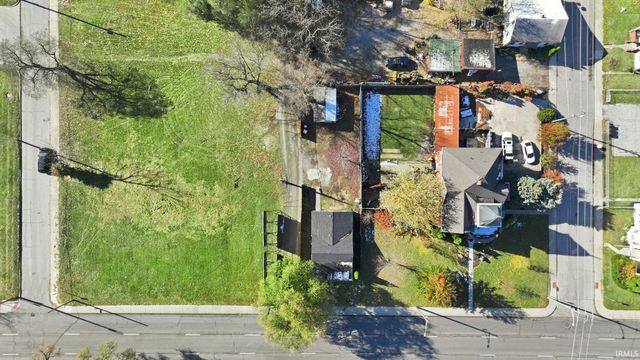 1801 Spy Run Avenue, Fort Wayne, IN 46805