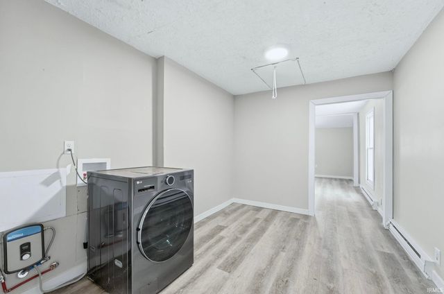 1801 Spy Run Avenue, Fort Wayne, IN 46805