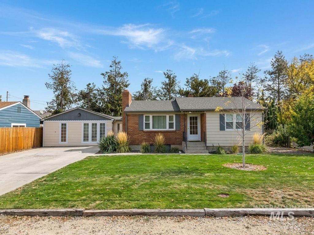 814 N Baker St, Boise, ID 83706 photo 2