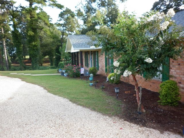 606 Pierce, Columbia, MS 39429