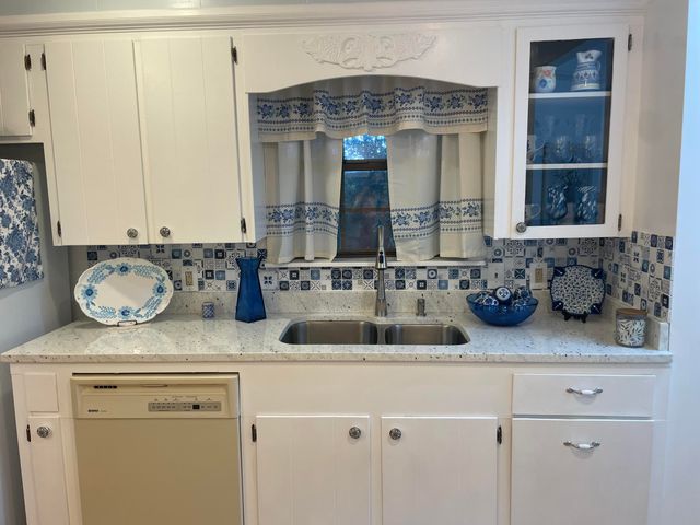 606 Pierce, Columbia, MS 39429