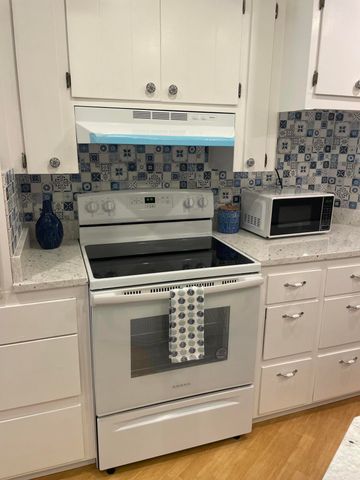 606 Pierce, Columbia, MS 39429