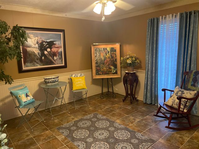 606 Pierce, Columbia, MS 39429