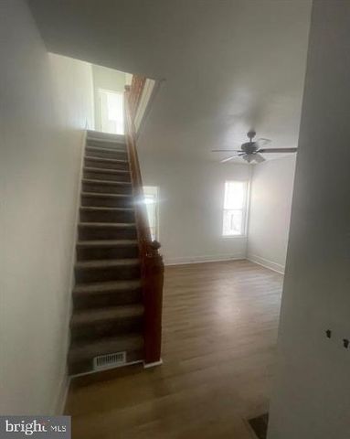 7 6TH AVE, Wilmington, DE 19805