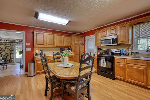 12621 Highway 142, Oxford, GA 30054