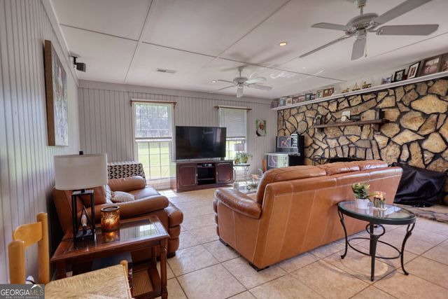 12621 Highway 142, Oxford, GA 30054