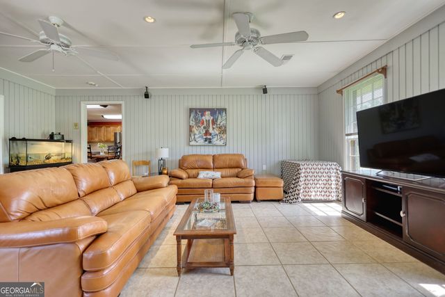 12621 Highway 142, Oxford, GA 30054