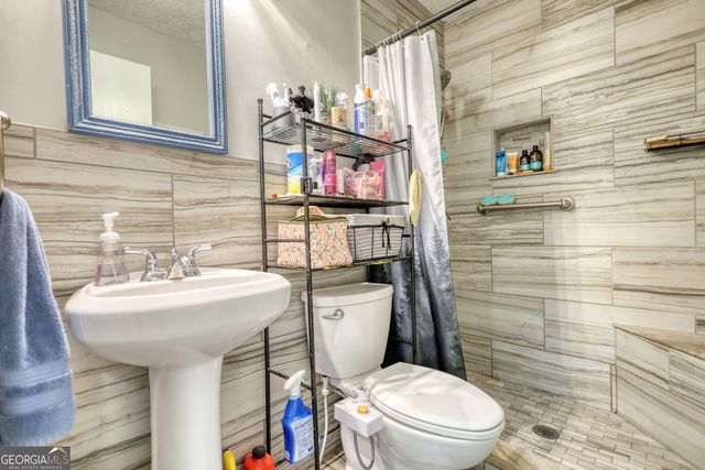 12621 Highway 142, Oxford, GA 30054