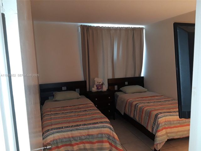 250 180th Dr 159, Sunny Isles Beach, FL 33160