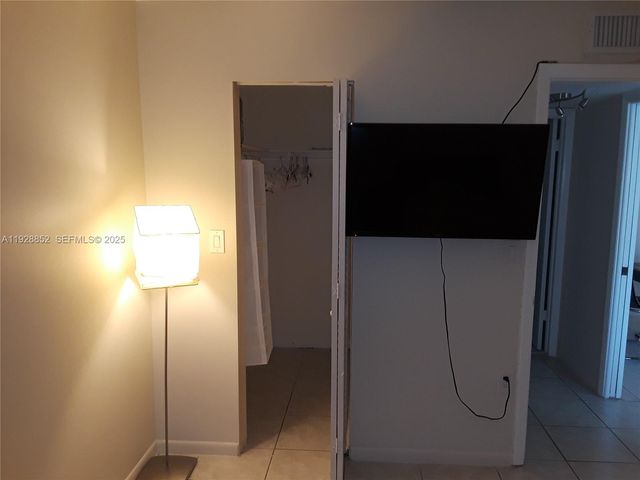 250 180th Dr 159, Sunny Isles Beach, FL 33160