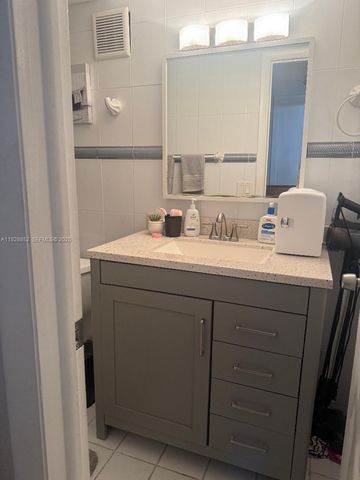 250 180th Dr 159, Sunny Isles Beach, FL 33160