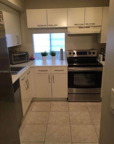 250 180th Dr 159, Sunny Isles Beach, FL 33160