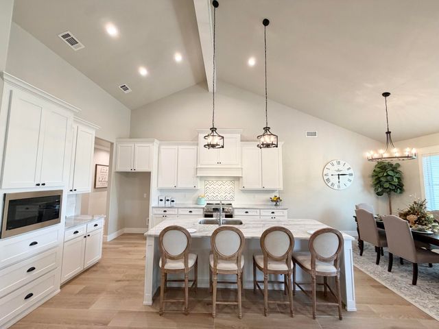 1364 Stone Ledge Lane, San Angelo, TX 76904