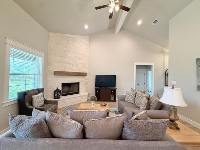 1364 Stone Ledge Lane, San Angelo, TX 76904