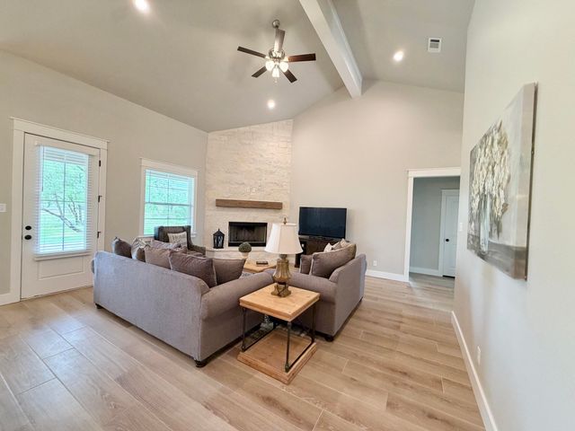 1364 Stone Ledge Lane, San Angelo, TX 76904