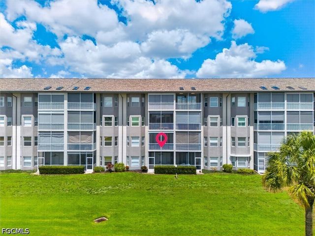 14751 Hole In 1 CIR 205, Fort Myers, FL 33919