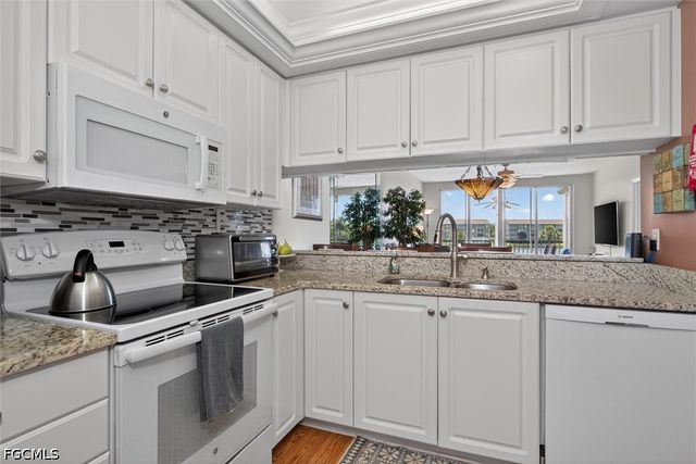 14751 Hole In 1 CIR 205, Fort Myers, FL 33919