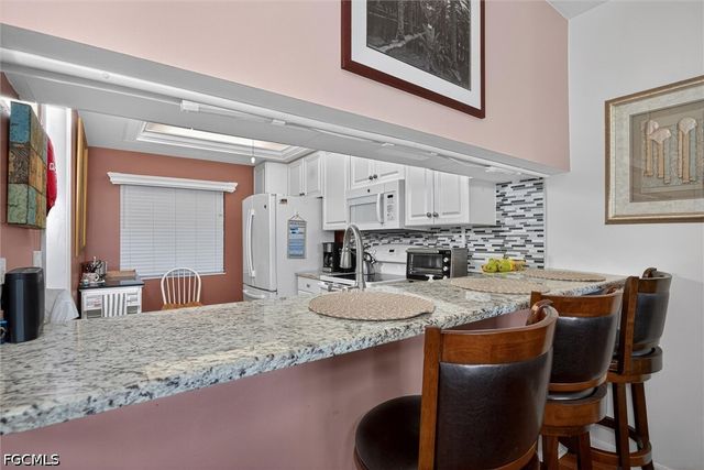 14751 Hole In 1 CIR 205, Fort Myers, FL 33919