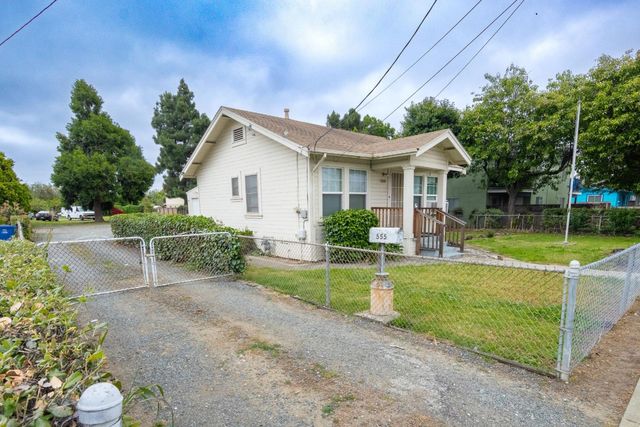 555 Laurel Avenue, Hayward, CA 94541