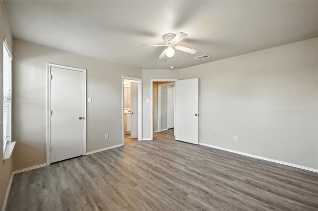 1317 Village Garden Drive, Azle, TX 76020