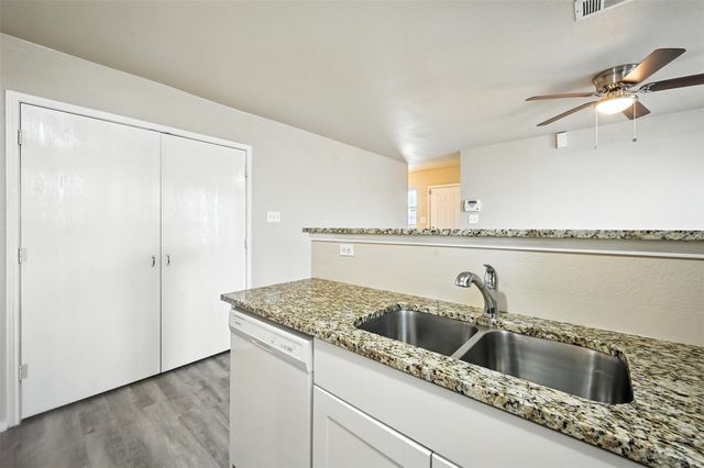1317 Village Garden Drive, Azle, TX 76020
