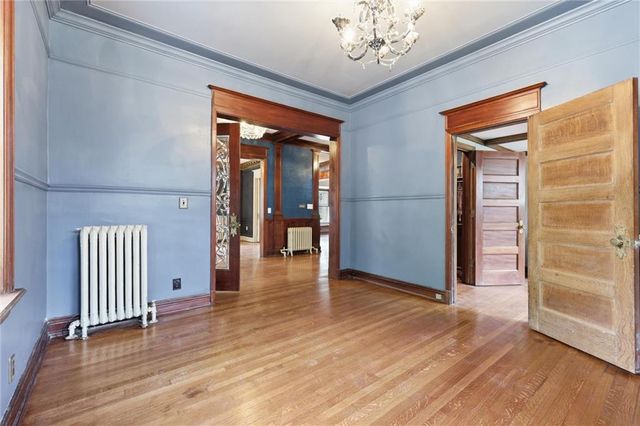 444 Gladstone Boulevard, Kansas City, MO 64124