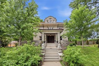 444 Gladstone Boulevard, Kansas City, MO 64124