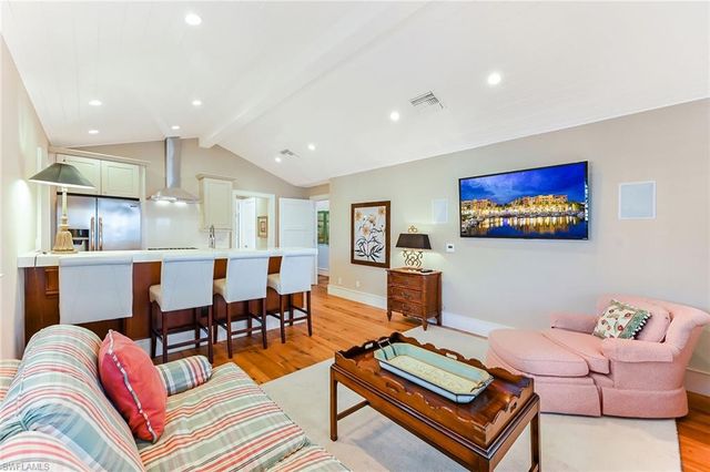 481 21st AVE S, Naples, FL 34102