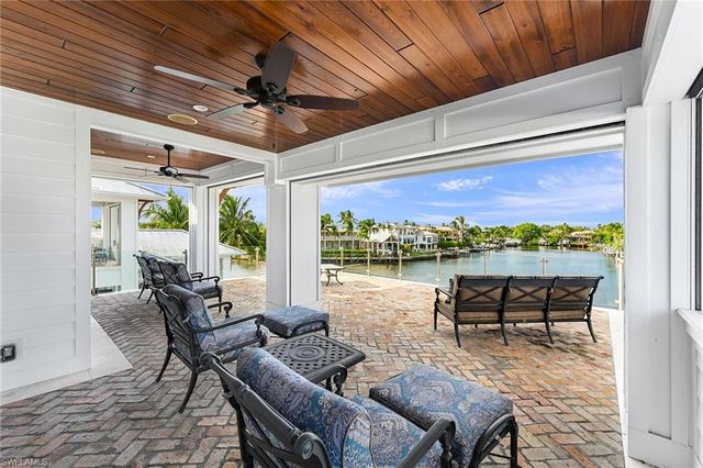 481 21st AVE S, Naples, FL 34102