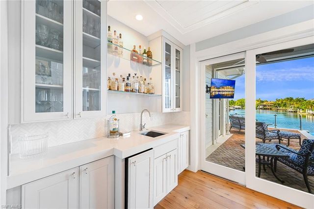 481 21st AVE S, Naples, FL 34102