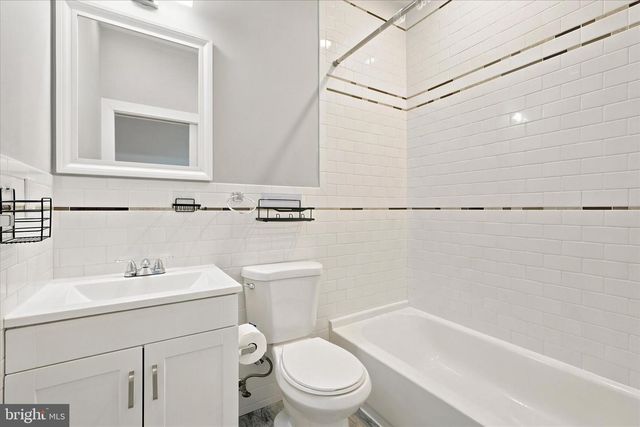 2044 N 5TH ST, Philadelphia, PA 19122
