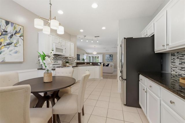 226 STONINGTON WAY, Deland, FL 32724