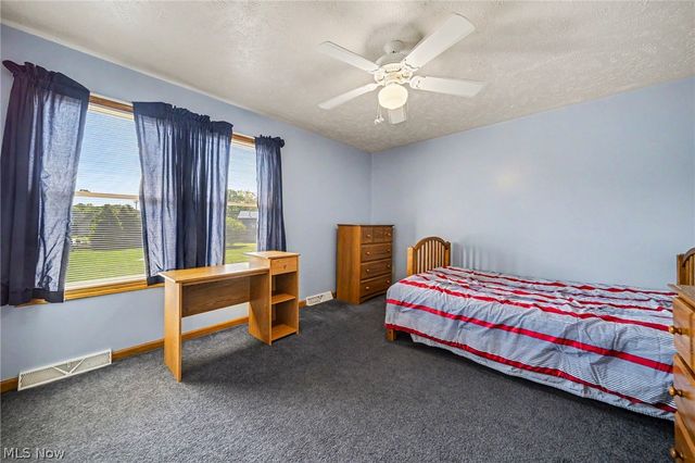 9454 Deer Hollow Drive, Mentor, OH 44060