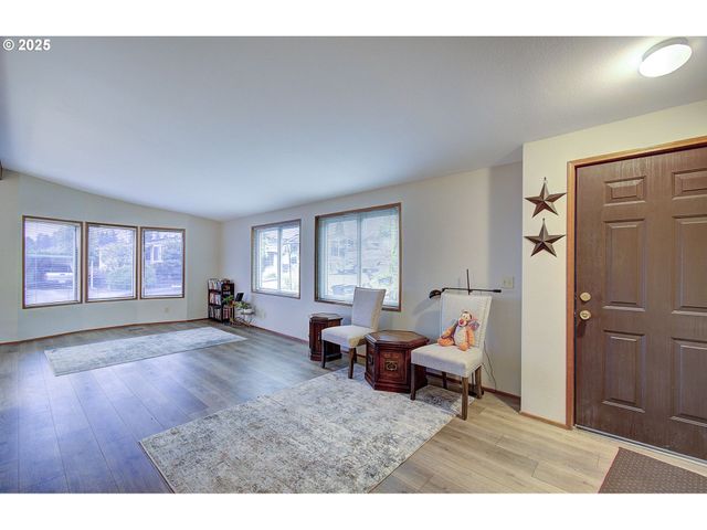 17401 Se 39TH St 46, Vancouver, WA 98683