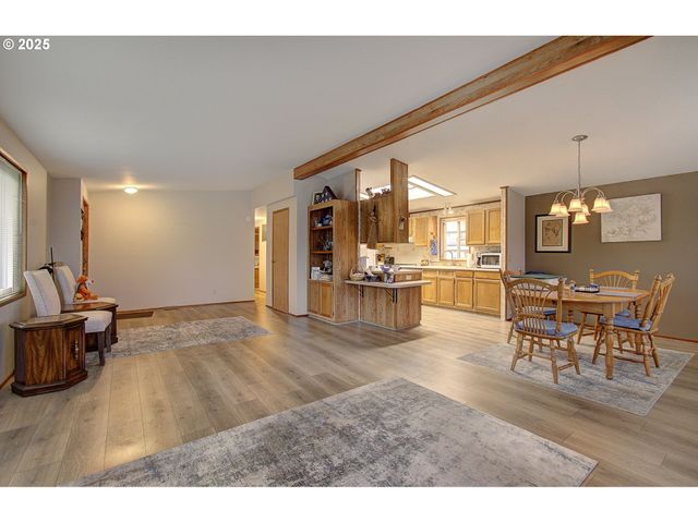 17401 Se 39TH St 46, Vancouver, WA 98683