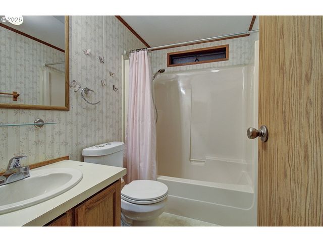 17401 Se 39TH St 46, Vancouver, WA 98683