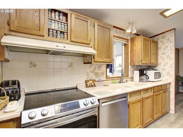 17401 Se 39TH St 46, Vancouver, WA 98683