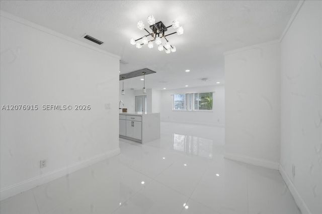 8300 SW 26th Pl, Davie, FL 33328