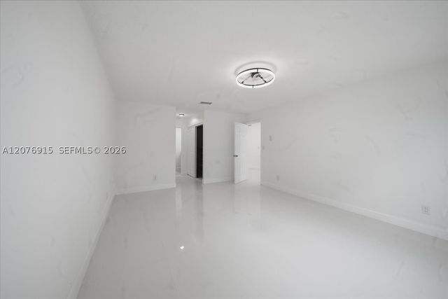 8300 SW 26th Pl, Davie, FL 33328