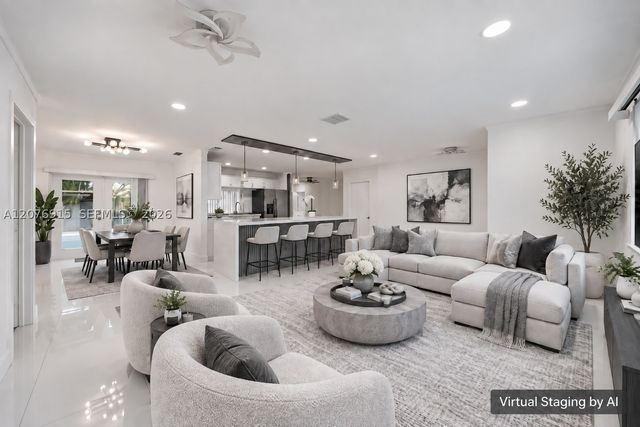 8300 SW 26th Pl, Davie, FL 33328