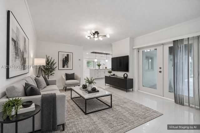 8300 SW 26th Pl, Davie, FL 33328