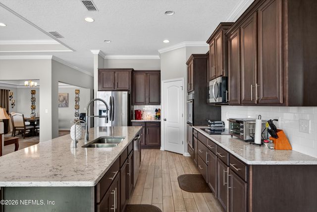 11516 RED KOI Drive, Jacksonville, FL 32226