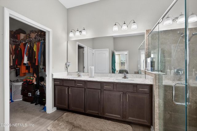 11516 RED KOI Drive, Jacksonville, FL 32226