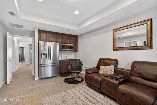 11516 RED KOI Drive, Jacksonville, FL 32226