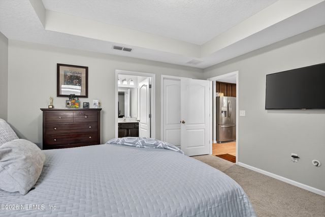 11516 RED KOI Drive, Jacksonville, FL 32226